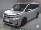 Toyota Voxy ZRR80G