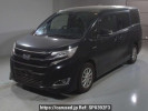 Toyota Noah ZWR80G