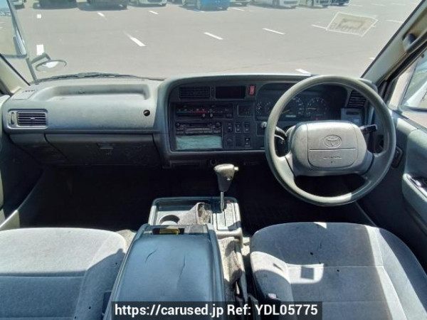 Used 2004 AT toyota hiace-van TRH102V Image[16]