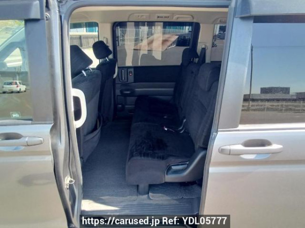 Used 2009 AT honda step-wgn RK1 Image[16]