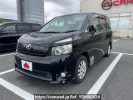 Toyota Voxy DBA-ZRR70G