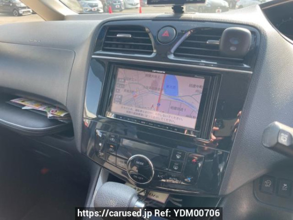 Used 2013 CVT nissan serena DAA-HC26 Image[7]