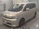 Toyota Voxy ZRR75G