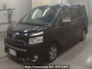 Toyota Voxy ZRR70W
