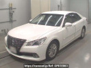 Toyota Crown Hybrid AWS210