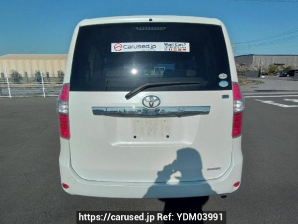 Used 2009 AT toyota noah ZRR70G Image[5]