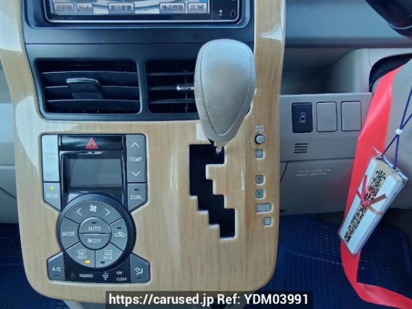 Used 2009 AT toyota noah ZRR70G Image[22]