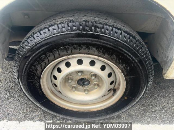 Used 2003 AT toyota regiusace-van TRH112V Image[20]