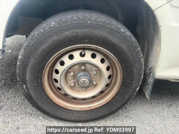 Used 2003 AT toyota regiusace-van TRH112V Image[22]