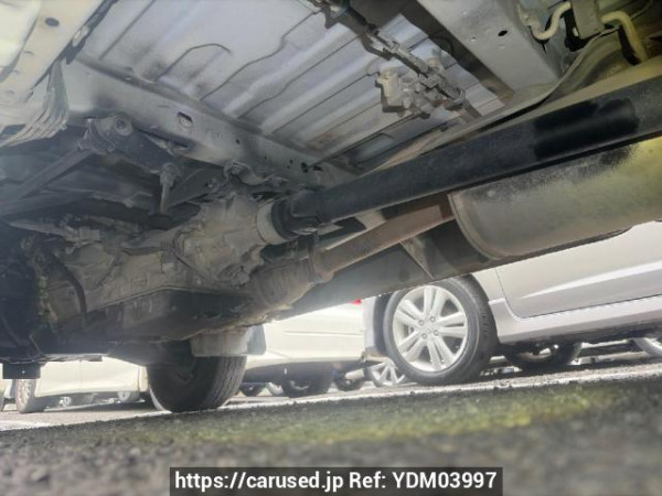 Used 2003 AT toyota regiusace-van TRH112V Image[24]