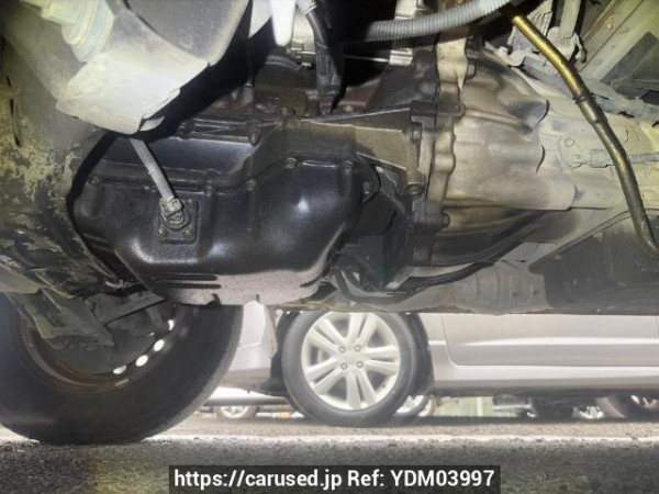 Used 2003 AT toyota regiusace-van TRH112V Image[26]