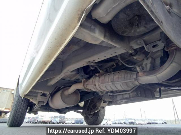 Used 2003 AT toyota regiusace-van TRH112V Image[32]