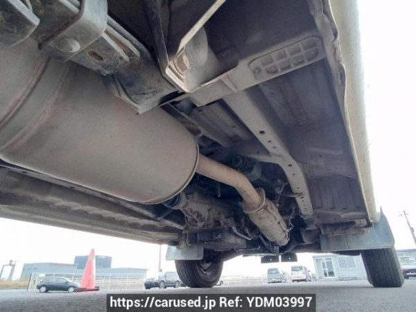 Used 2003 AT toyota regiusace-van TRH112V Image[35]
