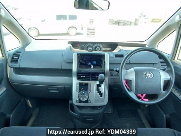 Used 2008 AT toyota noah ZRR70G Image[17]