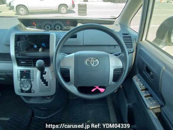 Used 2008 AT toyota noah ZRR70G Image[19]