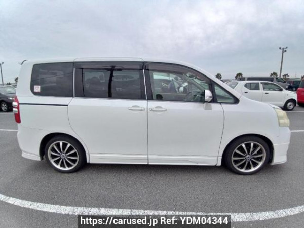 Used 2010 AT toyota noah ZRR75G Image[7]