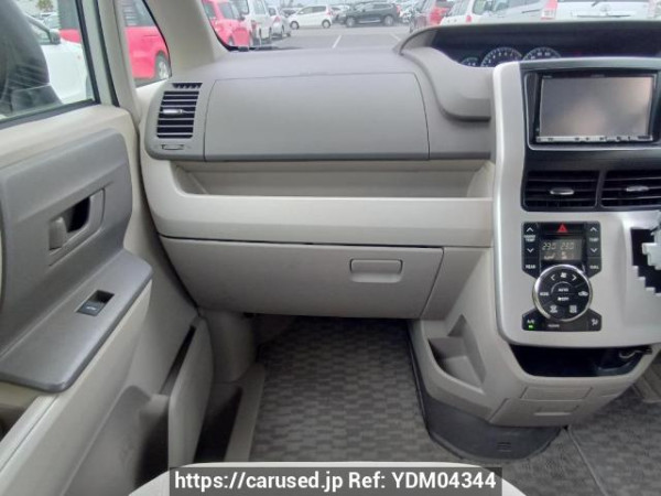 Used 2010 AT toyota noah ZRR75G Image[18]