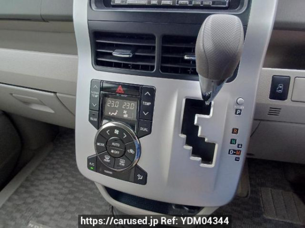Used 2010 AT toyota noah ZRR75G Image[25]