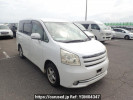 Toyota Noah ZRR70G