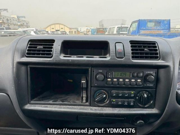 Used 2009 MT mazda bongo-van SK82M Image[16]