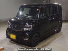 Honda N-BOX CUSTOM JF3