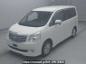 Used 2014 AT toyota noah ZRR70G Image[0]