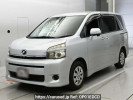 Toyota Voxy ZRR70G
