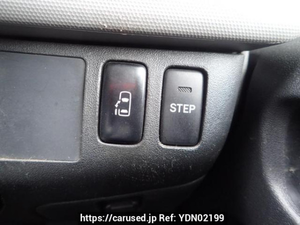 Used 2006 AT toyota hiace-van KDH205K Image[19]
