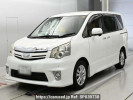 Toyota Noah ZRR70W