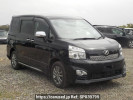 Toyota Voxy ZRR75W