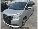 Toyota Noah ZRR80G