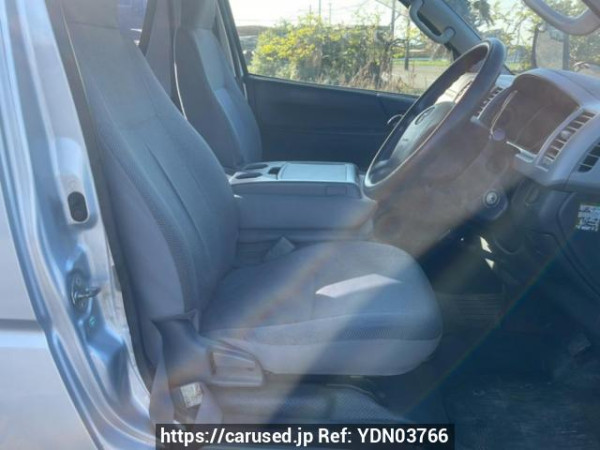 Used 2007 MT toyota regiusace-van KDH205V Image[12]