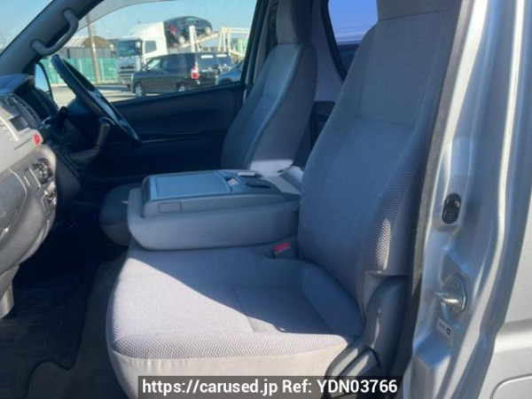 Used 2007 MT toyota regiusace-van KDH205V Image[13]