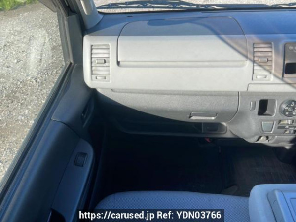 Used 2007 MT toyota regiusace-van KDH205V Image[15]