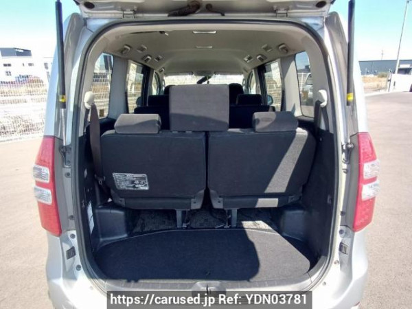Used 2011 AT toyota noah ZRR70G Image[8]