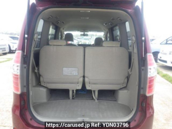 Used 2008 AT toyota noah ZRR70G Image[8]