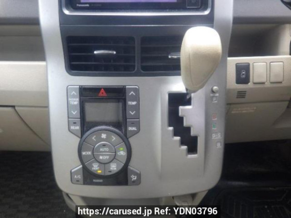 Used 2008 AT toyota noah ZRR70G Image[22]