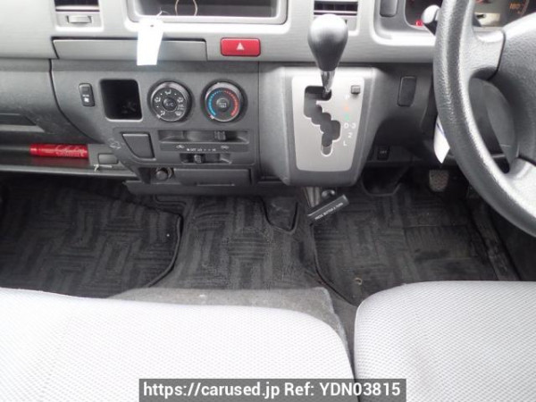 Used 2006 AT toyota hiace-van KDH205K Image[19]