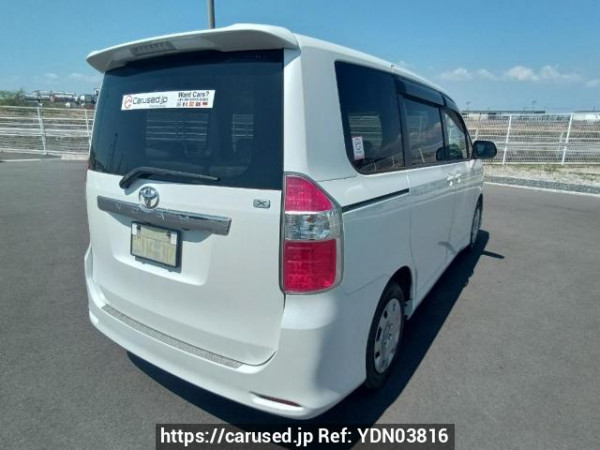 Used 2008 AT toyota noah ZRR70G Image[6]