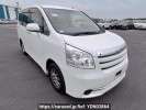 Toyota Noah ZRR70G