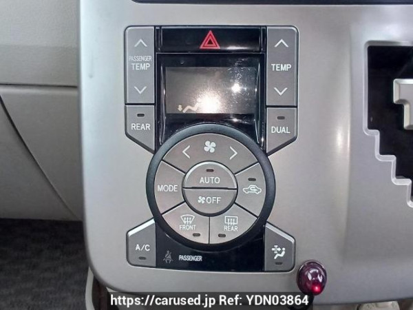 Used 2009 AT toyota noah ZRR70G Image[25]