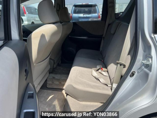 Used 2005 AT toyota ractis NCP105 Image[12]