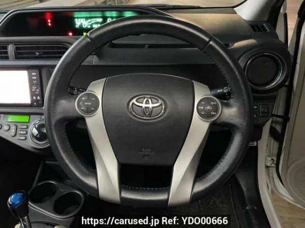 Used 2012 AT toyota aqua DAA-NHP10 Image[5]