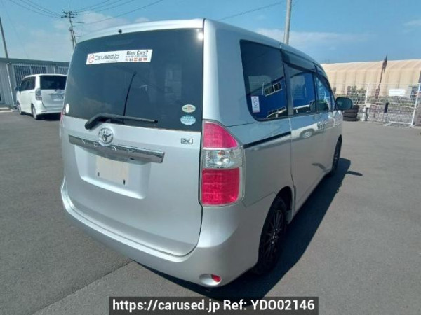 Used 2010 AT toyota noah ZRR70G Image[6]