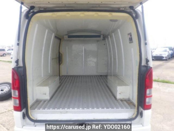 Used 2009 AT toyota regiusace-van TRH200V Image[8]