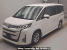 Toyota Noah ZWR90W