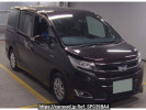Toyota Noah ZWR80G