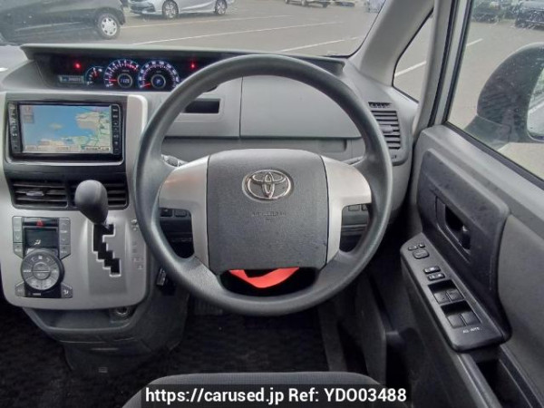 Used 2008 AT toyota noah ZRR75G Image[19]