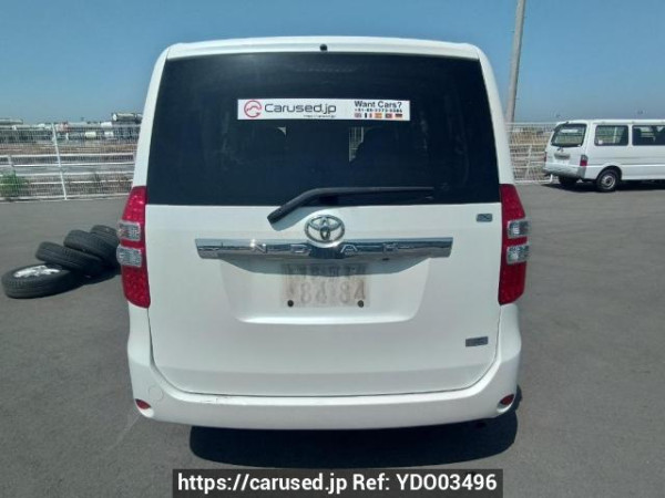 Used 2011 AT toyota noah ZRR70G Image[5]
