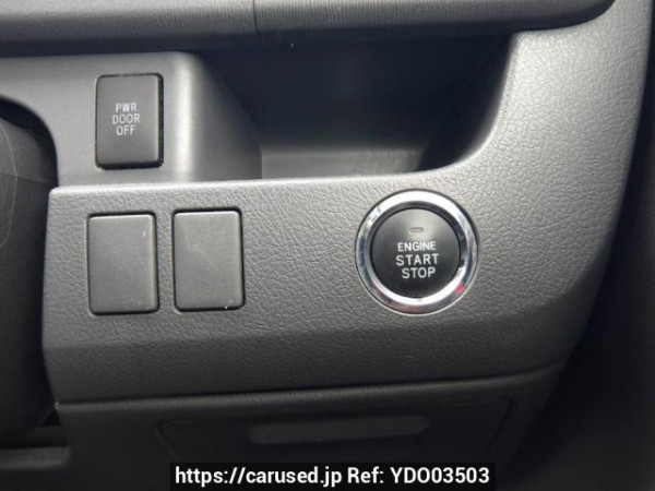 Used 2010 AT toyota voxy ZRR70W Image[27]
